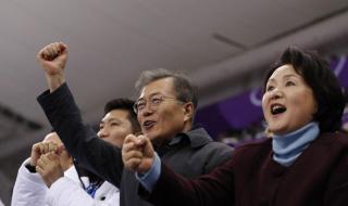 短道速滑看得好紧张 短道速滑看得好紧张